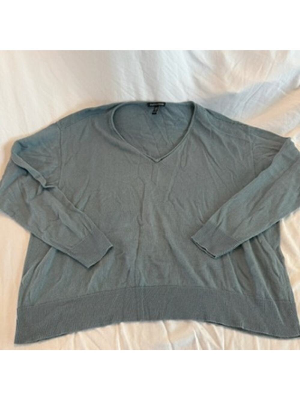 Eileen Fisher v-neck sweater size extra extra small xxs